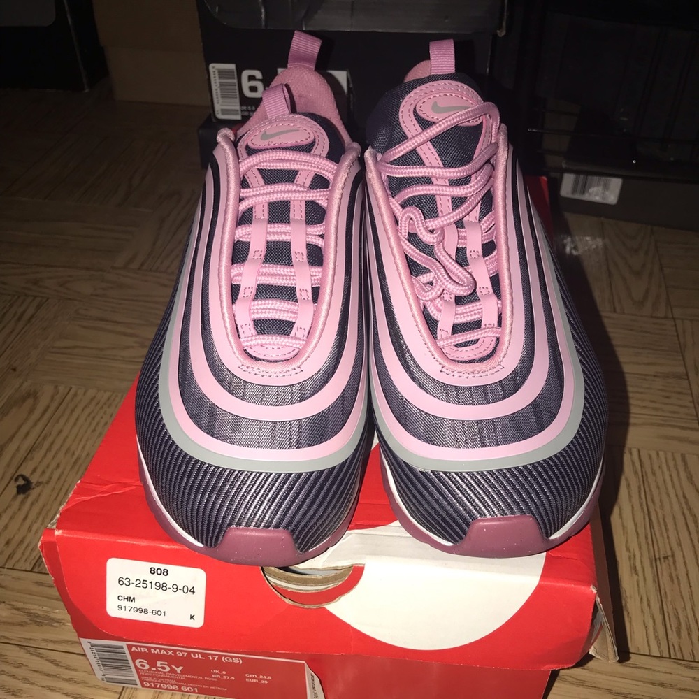 Air Max 97 Ultra Brand New! 6.5y